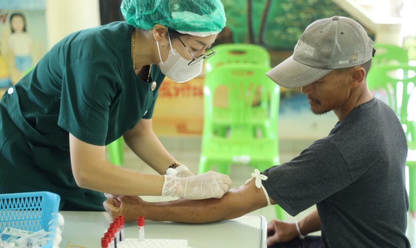 ดอยคำ ตรวจเลือดของเกษตรกร (จ.สกลนคร) ในโครงการสวัสดิการสุขภาพเกษตร ประจำปี 2566