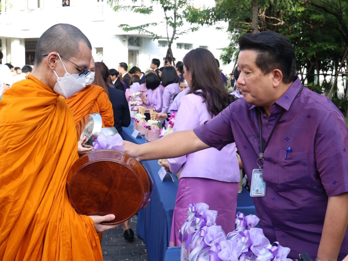 ดอยคำ ทำบุญตักบาตร และกิจกรรมจิตอาสา เนื่องในวันเฉลิมพระชนมพรรษา “สมเด็จพระนางเจ้าฯ พระบรมราชินี” 3 มิ.ย. 2567