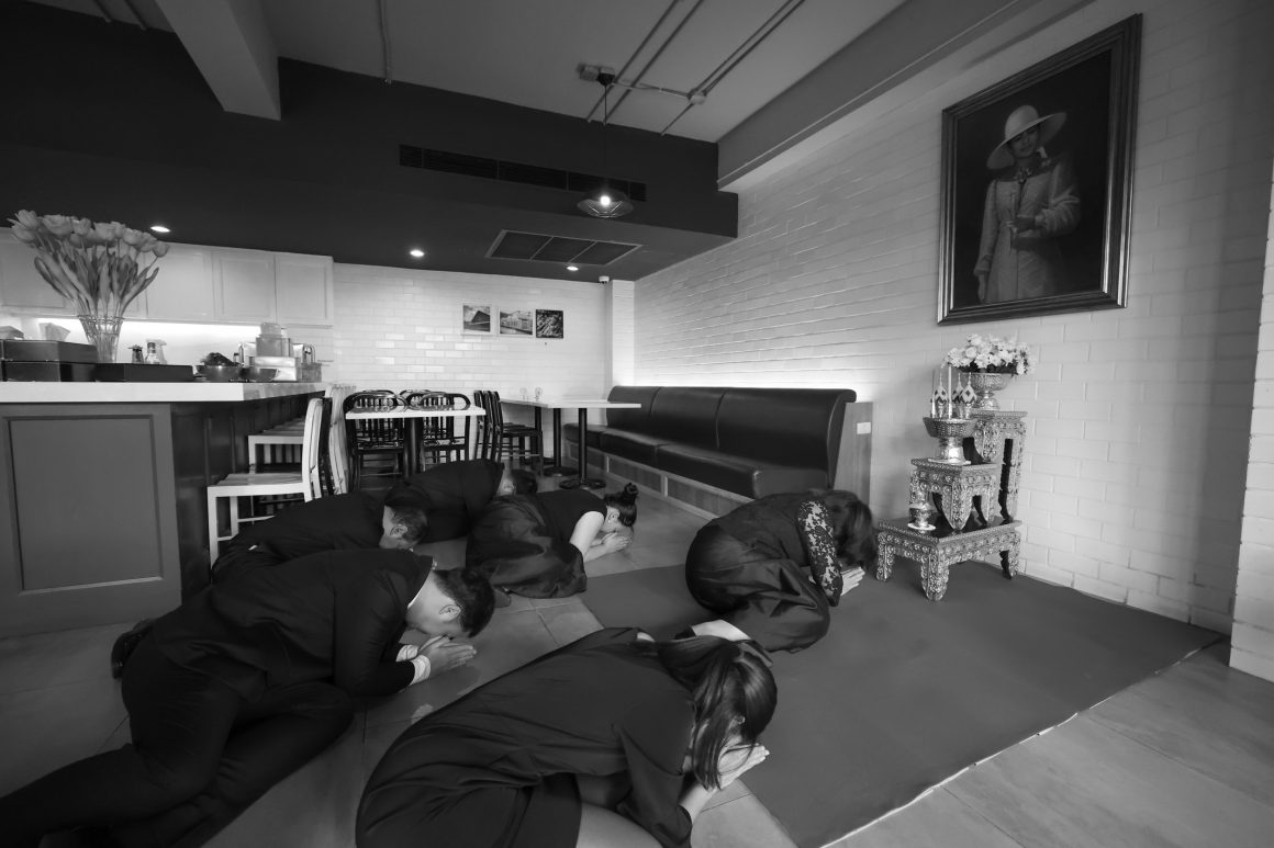 ดอยคำ ร่วมถวายความอาลัย สมเด็จพระนางเจ้าสิริกิติ์ พระบรมราชินีนาถ พระบรมราชชนนีพันปีหลวง ดอยคำ ร่วมถวายความอาลัย สมเด็จพระนางเจ้าสิริกิติ์ พระบรมราชินีนาถ พระบรมราชชนนีพันปีหลวง